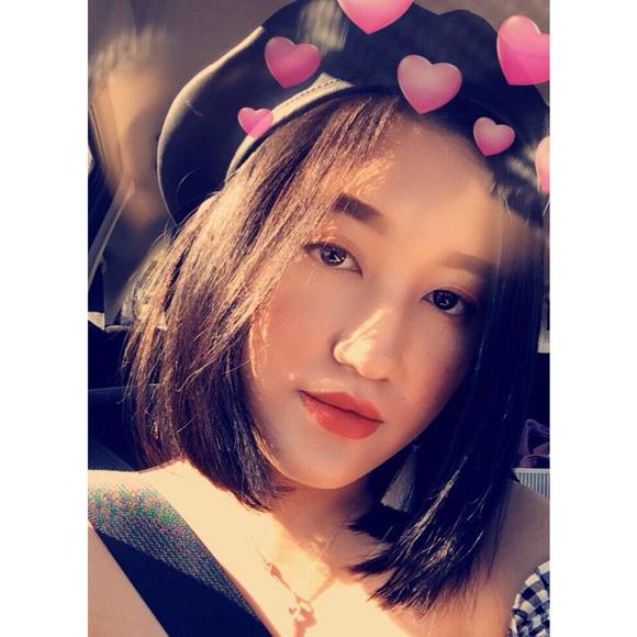 Meet your Posher, Cheryl - Picture 1 of 1